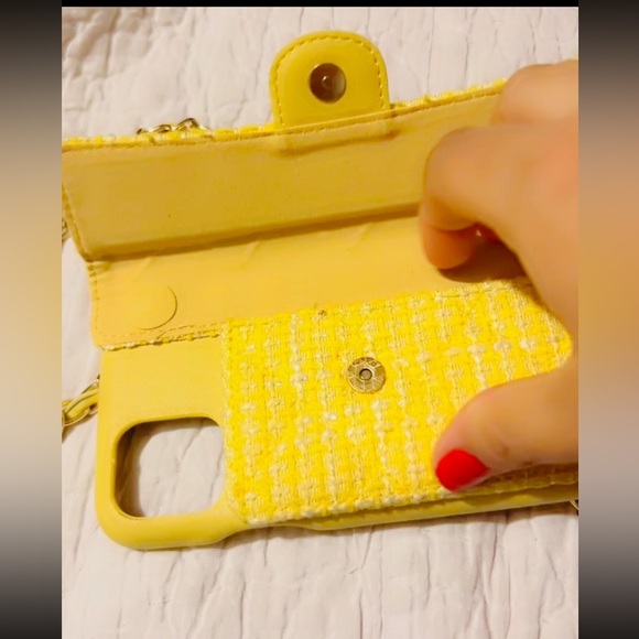 Yellow Chanel Tweed iPhone 11 case - Picture 4 of 6